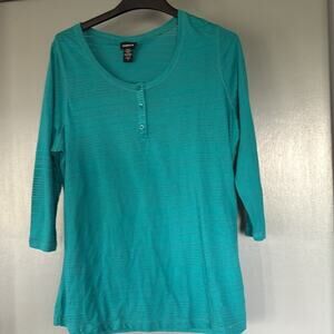 Torrid 1X Women's Blue  Pullover Top 3/4 Sleeves Back Keyhole 1/4 Button